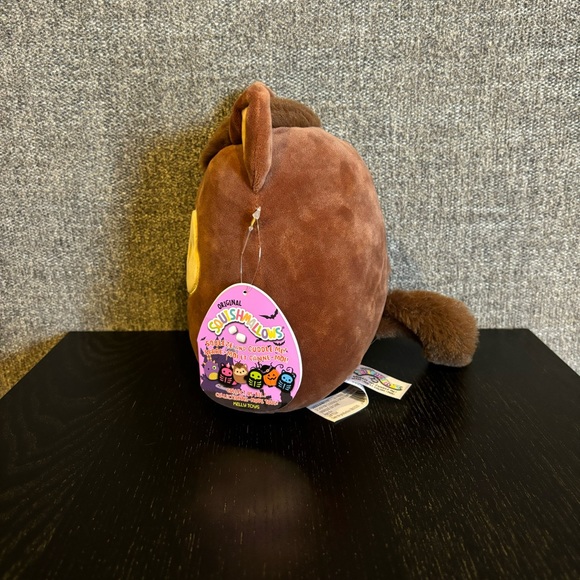 Wade Werewolf Squishmallow 7” - Picture 2 of 6